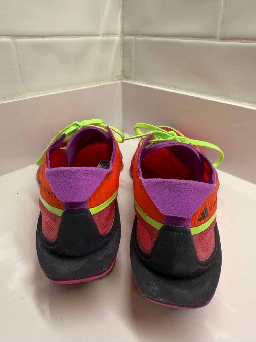STELLA MCCARTNEY ADIDAS - SIZE 8 1/2 - Picture 4 of 10